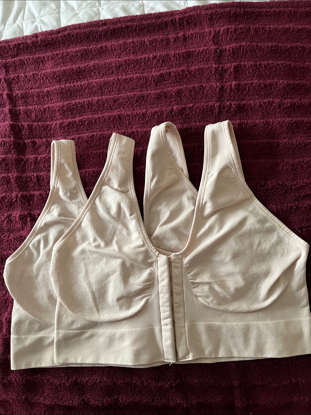 Front-Closure Wireless Comfort Bra - Cream